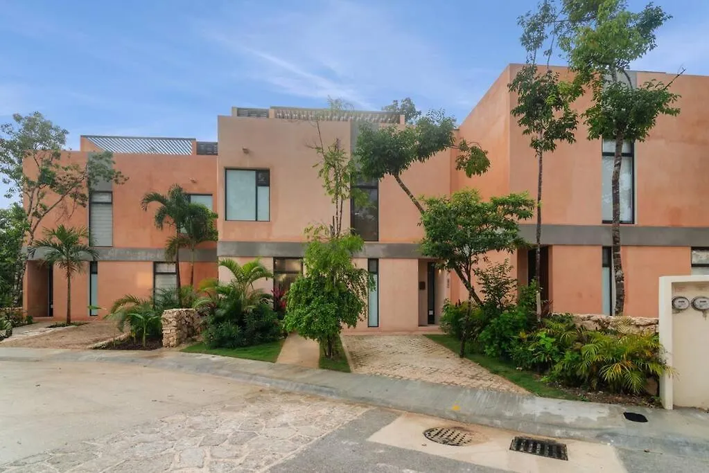 Willa Casa Ohana~3Br W/ Private Pool & Rooftop Jacuzzi, Wifi, Gym, & 5 Km To Beach Tulum Meksyk