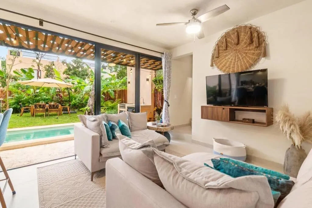 Villa Casa Ohana~3Br W/ Private Pool & Rooftop Jacuzzi, Wifi, Gym, & 5 Km To Beach Tulum Mexico
