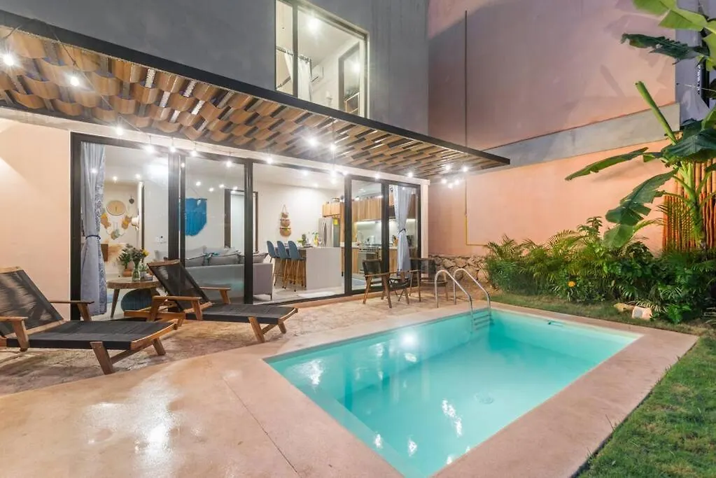 Casa Ohana~3Br W/ Private Pool & Rooftop Jacuzzi, Wifi, Gym, & 5 Km To Beach Tulum Mexico
