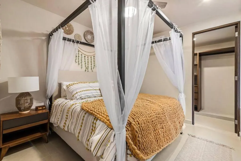 Casa Ohana~3Br W/ Private Pool & Rooftop Jacuzzi, Wifi, Gym, & 5 Km To Beach Tulum Mexico