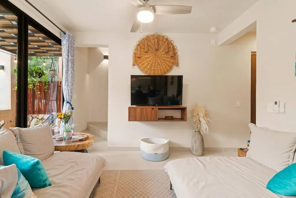 Casa Ohana~3Br W/ Private Pool & Rooftop Jacuzzi, Wifi, Gym, & 5 Km To Beach Tulum