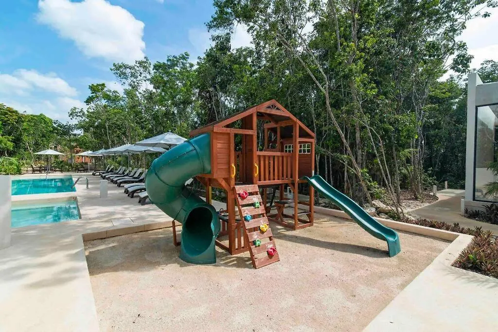 Casa Ohana~3Br W/ Private Pool & Rooftop Jacuzzi, Wifi, Gym, & 5 Km To Beach Tulum